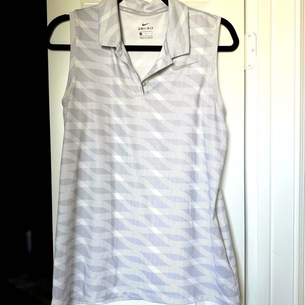 🏌🏽‍♀️🩷⛳️Nike Women’s Golf, womens dry fit tank, size M